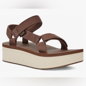 BROWN AND WHITE PLATFORM TEVAS